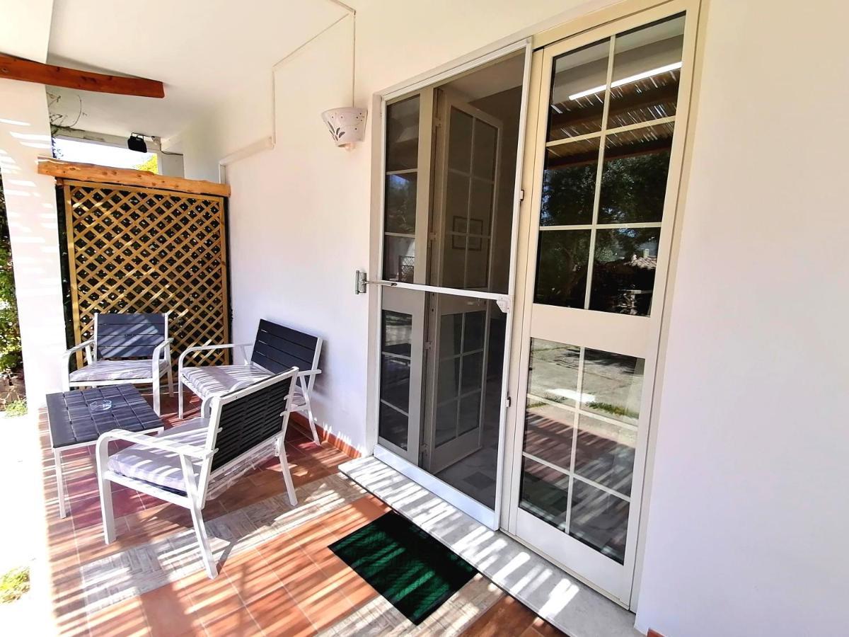 Ferienwohnung Casa Jack Chia Exterior foto